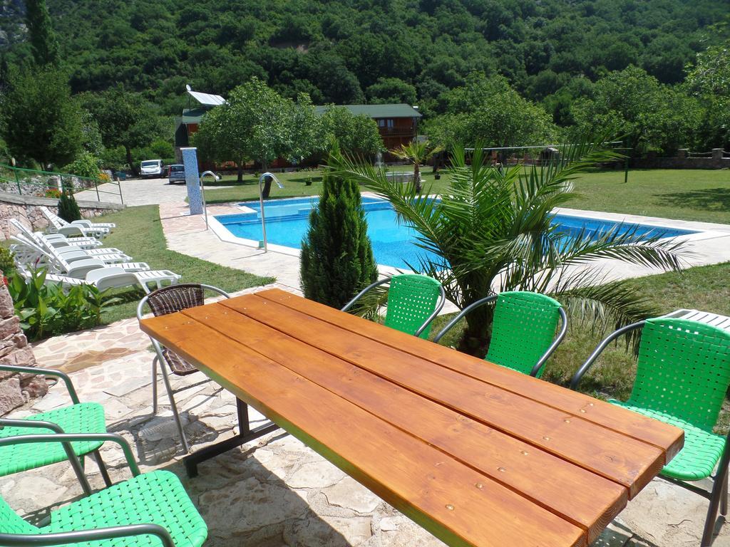 Guest House Jadran Pol Petrovac 외부 사진