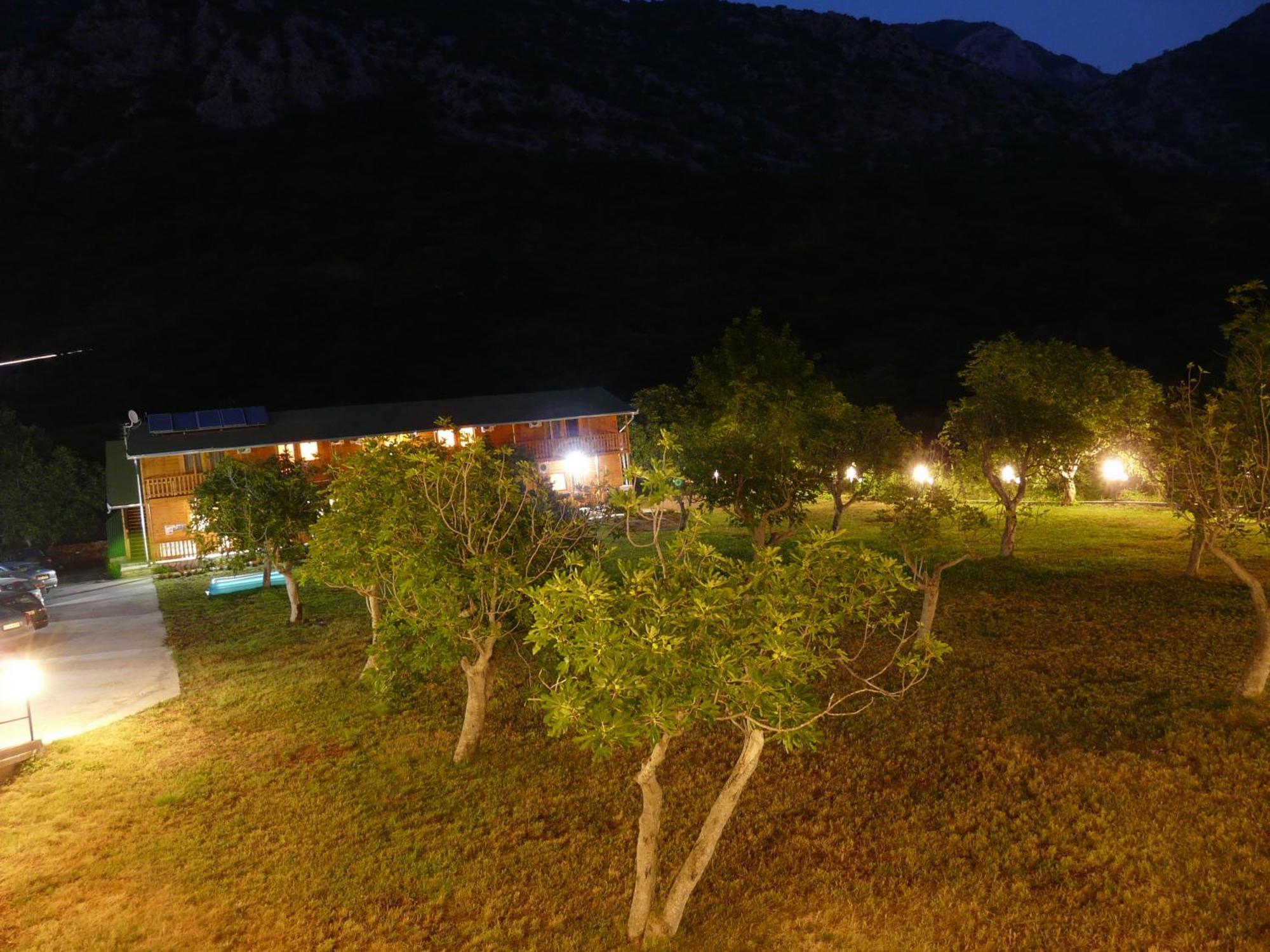 Guest House Jadran Pol Petrovac 외부 사진