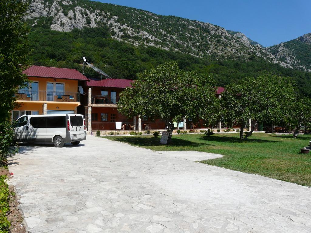 Guest House Jadran Pol Petrovac 외부 사진