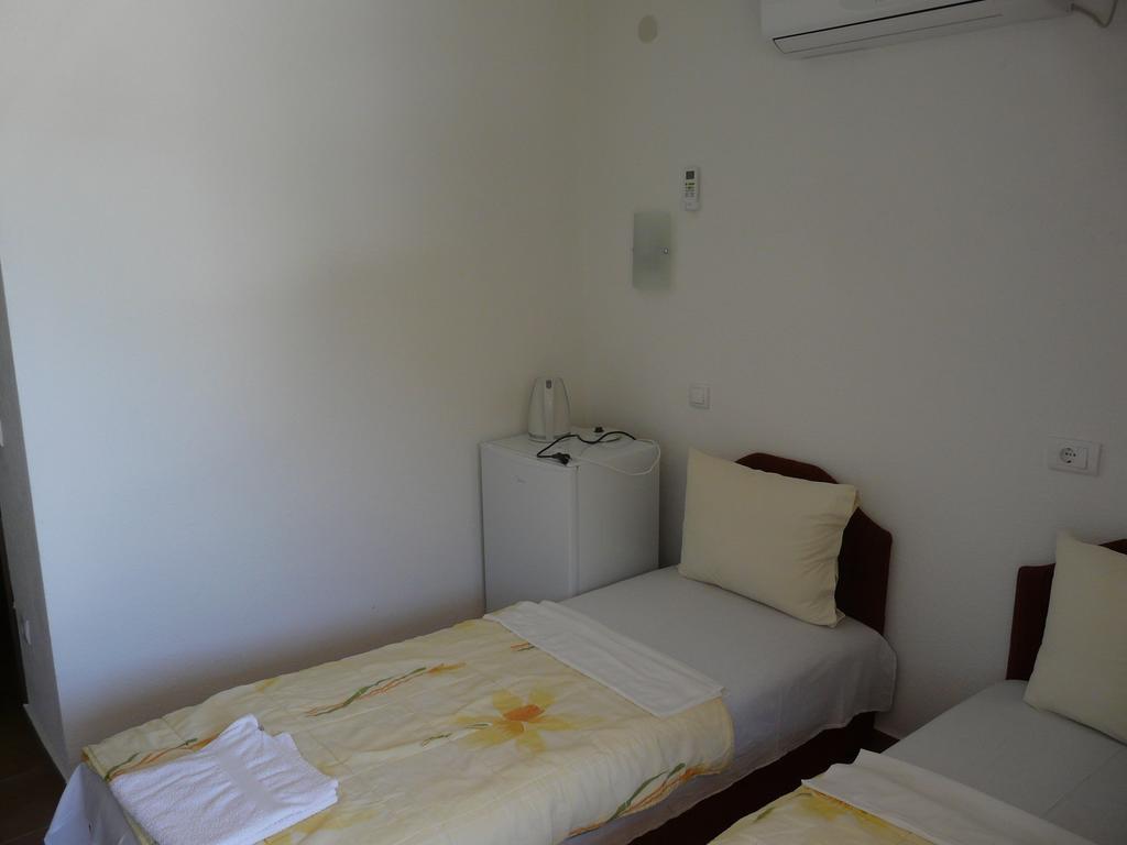 Guest House Jadran Pol Petrovac 외부 사진
