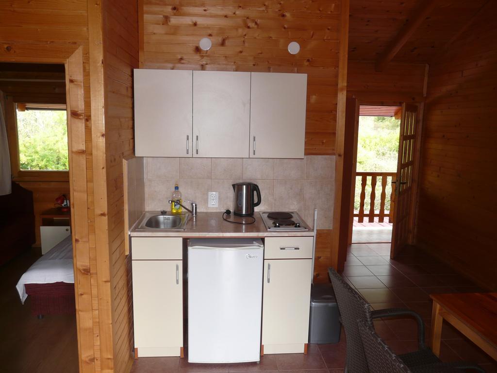 Guest House Jadran Pol Petrovac 외부 사진
