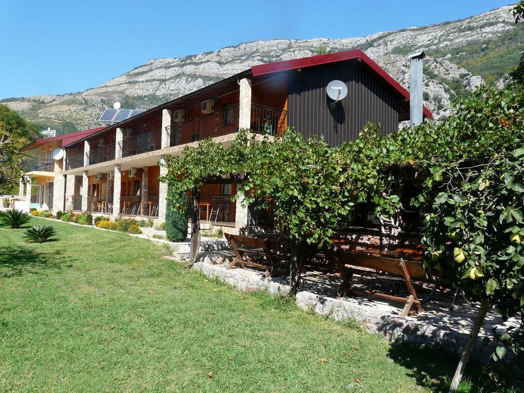 Guest House Jadran Pol Petrovac 외부 사진
