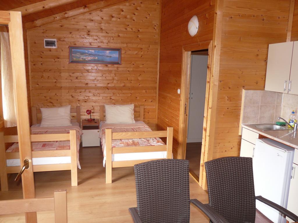 Guest House Jadran Pol Petrovac 외부 사진
