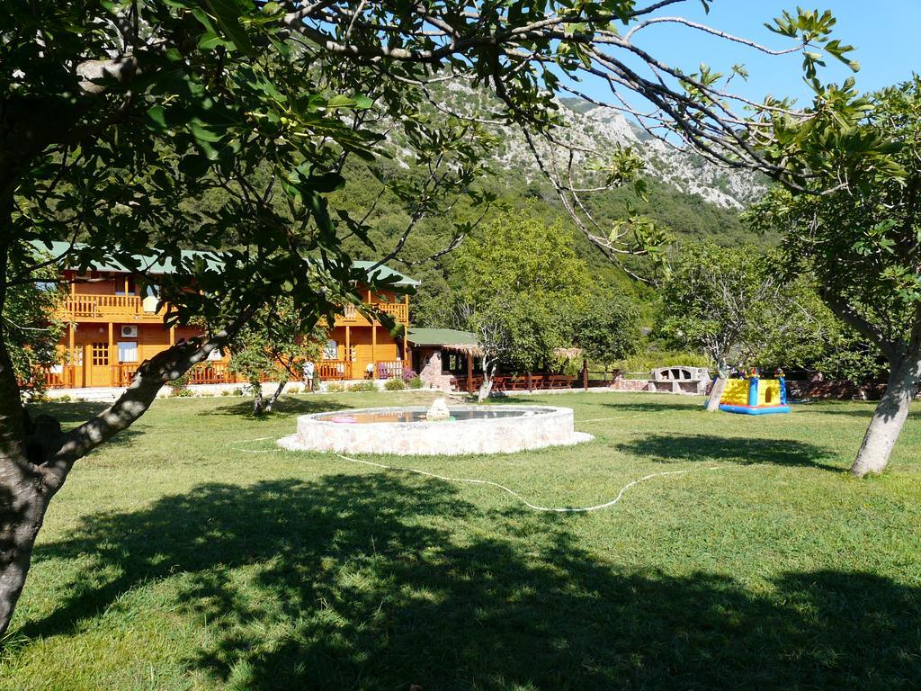 Guest House Jadran Pol Petrovac 외부 사진