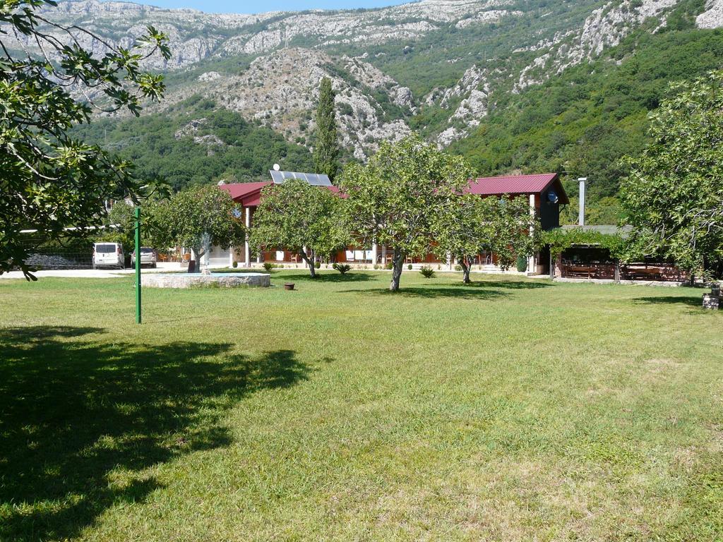 Guest House Jadran Pol Petrovac 외부 사진