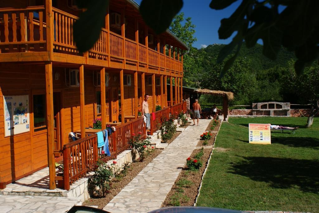 Guest House Jadran Pol Petrovac 외부 사진